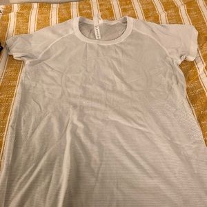 Lulu Lemon ShortSleeve Top